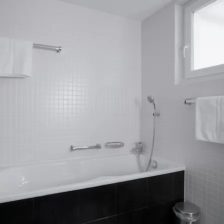 Classic-15 By Interhome